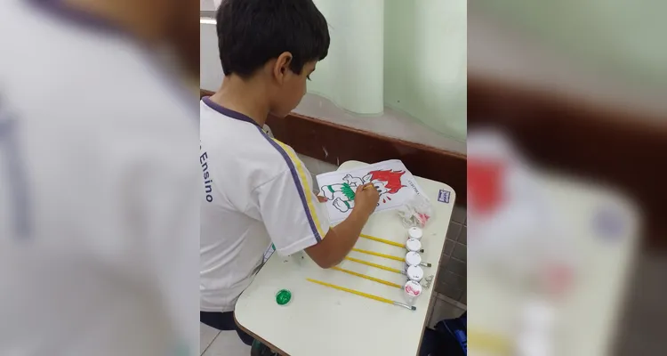 Educandos puderam fazer representações artísticas em sala de aula.