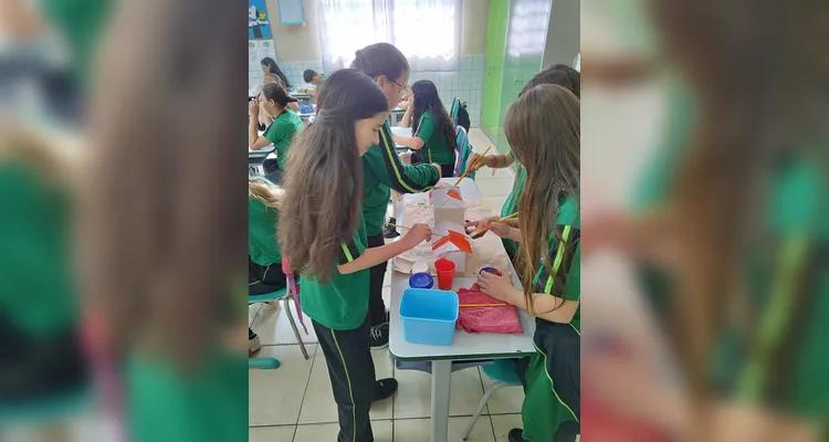 Confira as várias etapas dentro do trabalho realizado pelos alunos em sala de aula.