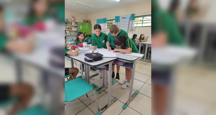 Confira as várias etapas dentro do trabalho realizado pelos alunos em sala de aula.