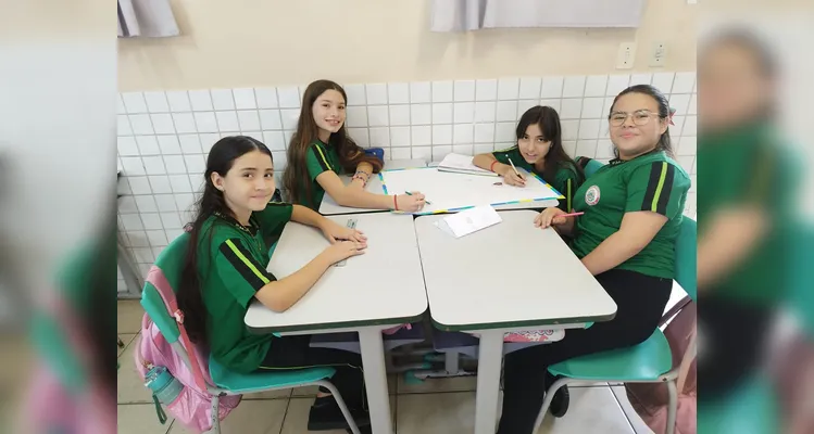 Confira as várias etapas dentro do trabalho realizado pelos alunos em sala de aula.