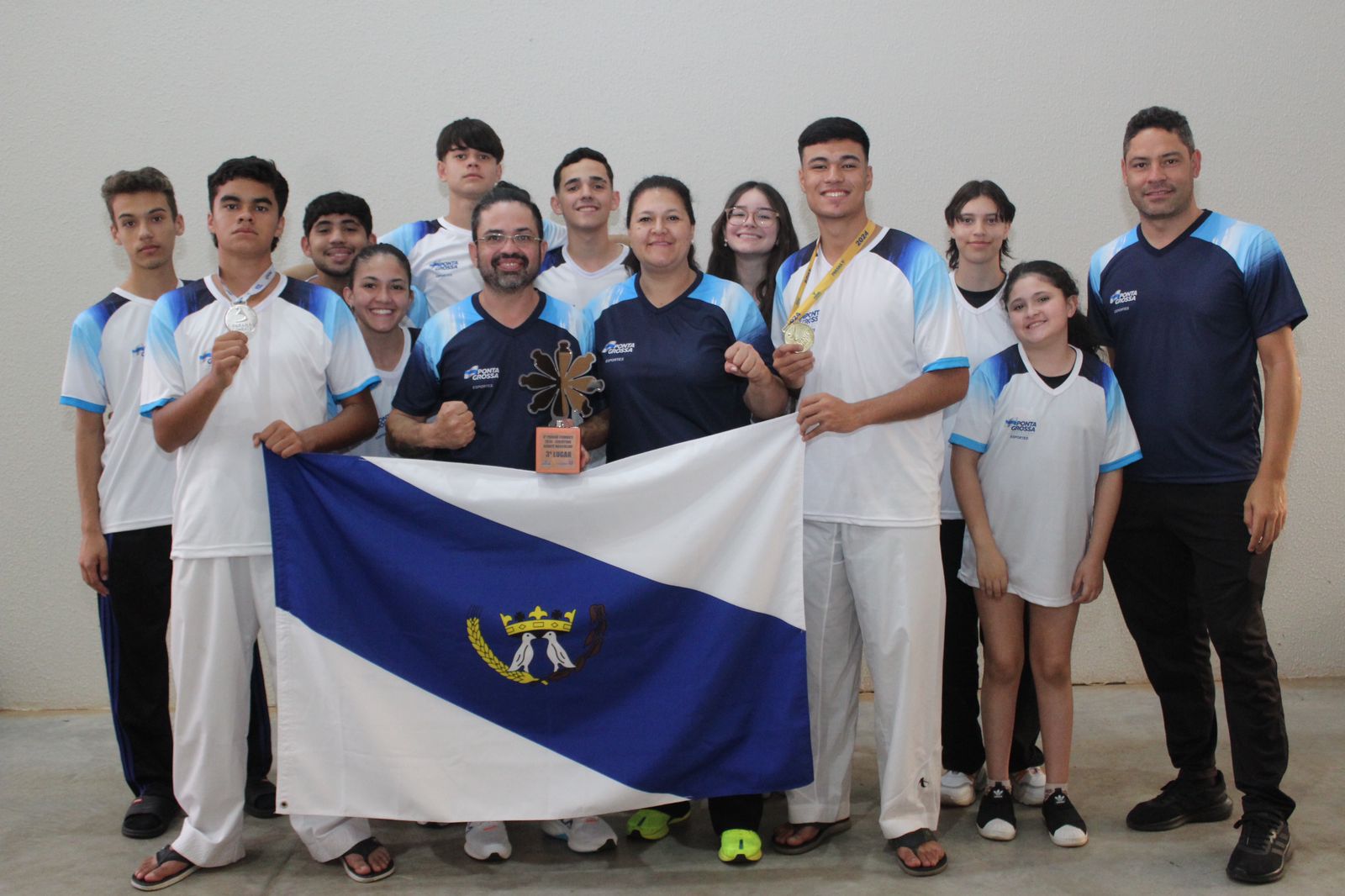 Delegação de PG conquista 36 medalhas no 'Paraná Combate'