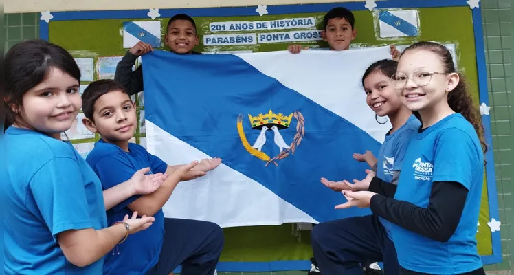 Como parte das atividades, a classe participou do 11° Congresso de Educação de Ponta Grossa.