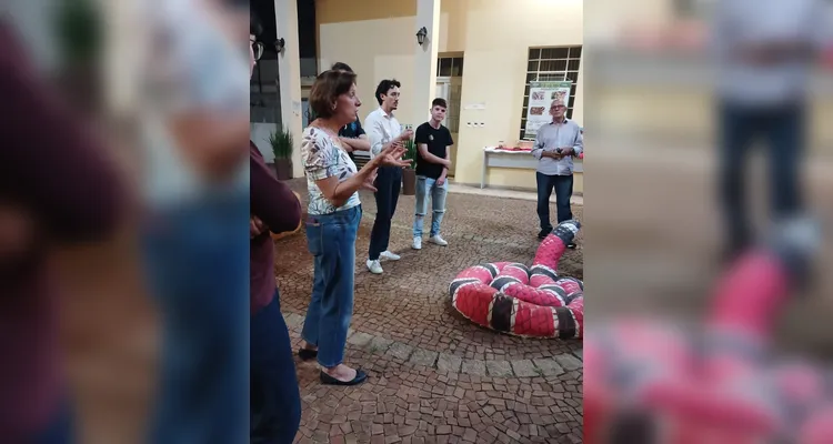 A participação no evento permitiu aos alunos conhecer espécies locais e medidas corretas em caso de acidentes.