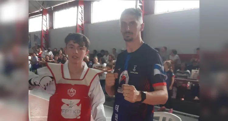 O atleta é aluno do ‘CT Junior Lima de Taekwondo’, e tem ganhado destaque no taekwondo.