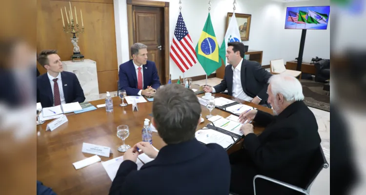 Ratinho Junior destacou o trabalho do Paraná na produção de alimentos, geração de energia e na diversidade da produção industrial.