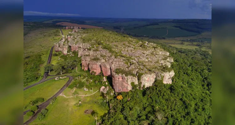 Parque Estadual de Vila Velha fica em Ponta Grossa