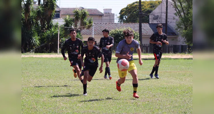 A 4ª edição do Paraná Bom de Bola, campeonato promovido pelo Governo do Paraná, por meio da Secretaria do Esporte, chegou ao fim.