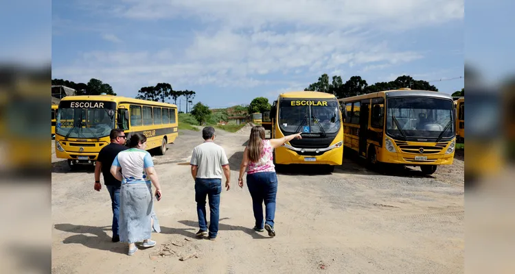 Os novos veículos serão distribuídos para comunidades do município.