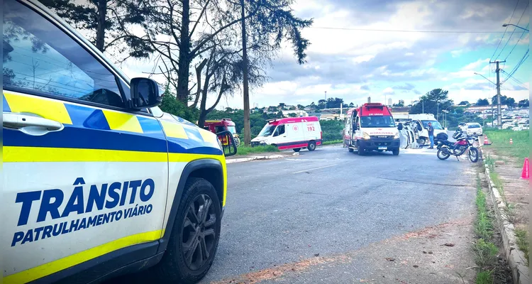 Equipes de Trânsito também estiveram no local da situação.