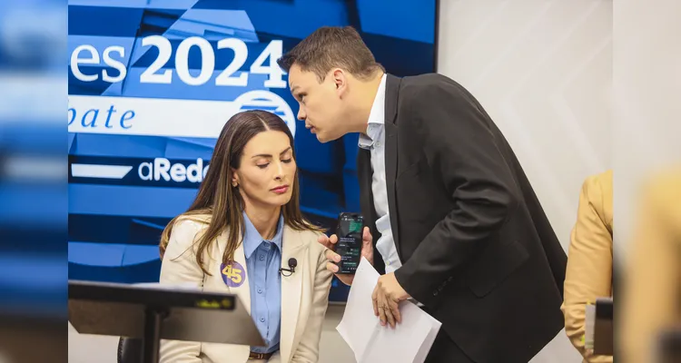 Veja imagens dos bastidores do Grupo aRede no debate