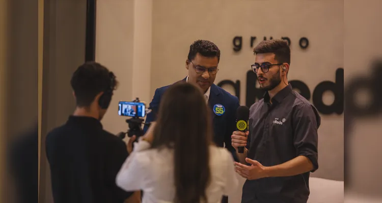 Veja imagens dos bastidores do Grupo aRede no debate