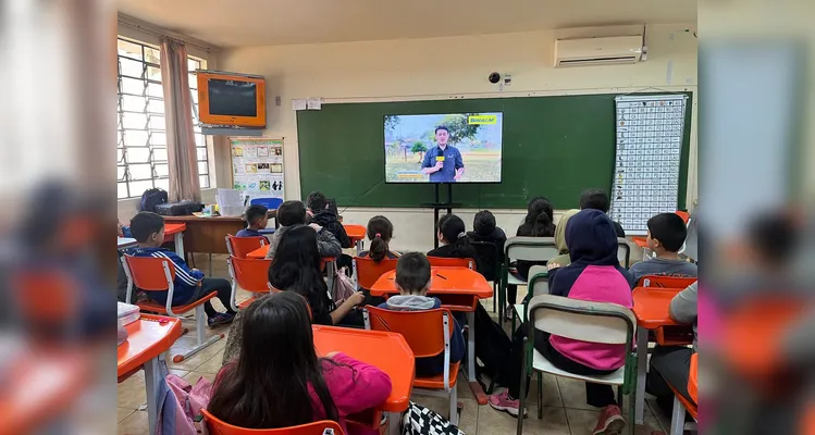 Confira o amplo trabalho realizado pelos educandos.