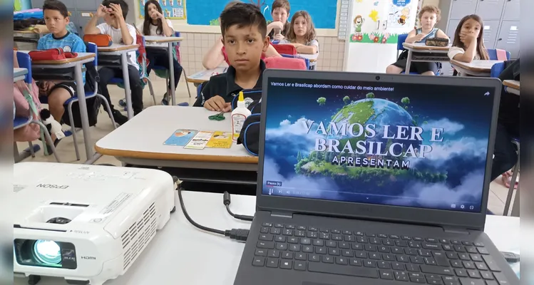 Confira os registros do amplo trabalho realizado pelos alunos em sala de aula.