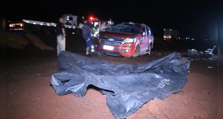 Motorista teria se assustado com uma lona na pista.