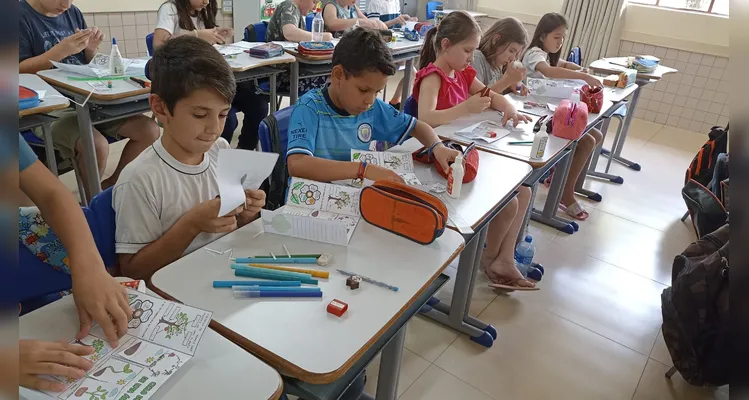 Confira os registros do amplo trabalho realizado pelos alunos em sala de aula.