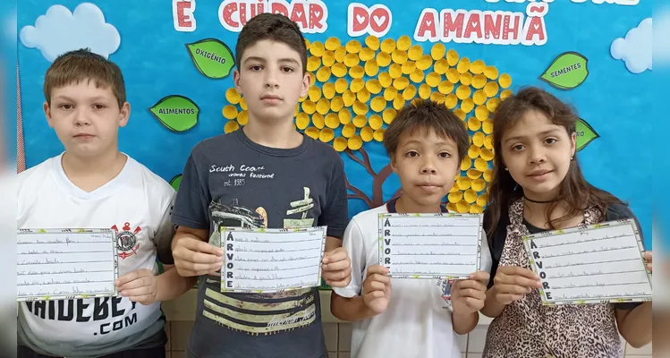 Confira os registros do amplo trabalho realizado pelos alunos em sala de aula.