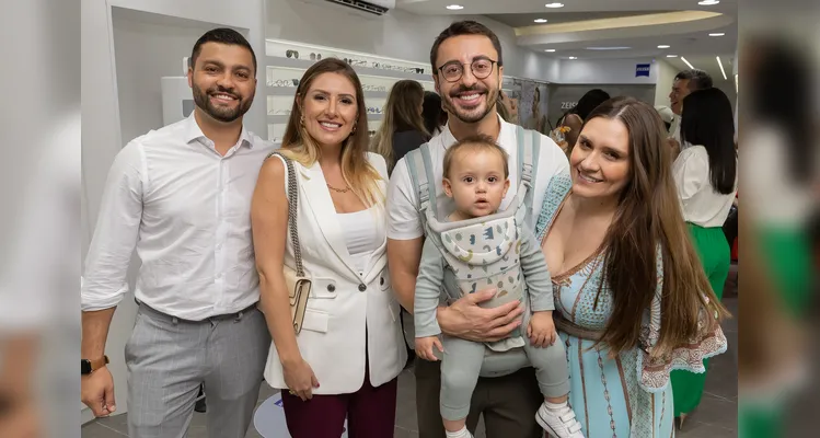 Jessi Maldonado, Diogo Ruth, Simone Maldonado, Edhuardo Santos e o pequeno Arthur