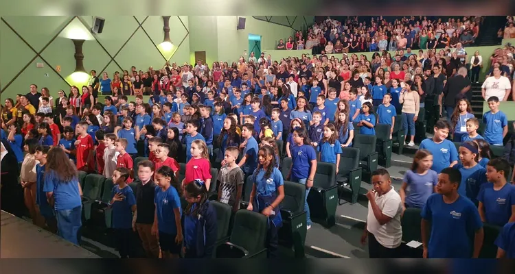 Participaram da Maratona Intelectual um total de 254 estudantes do 5º ano de escolas públicas e particulares.