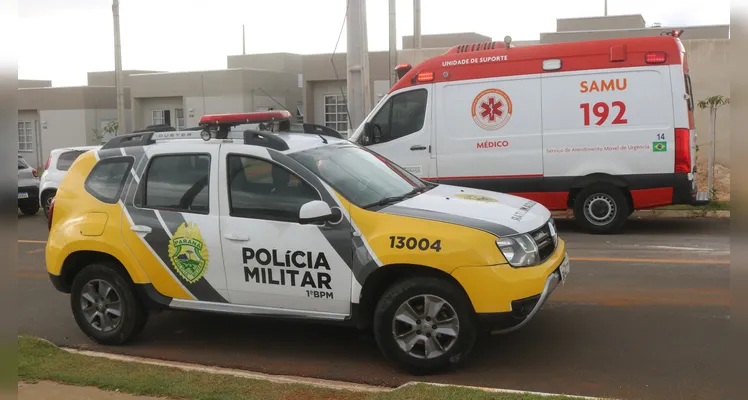 Portão cai em cima de casal e idosa morre em Ponta Grossa