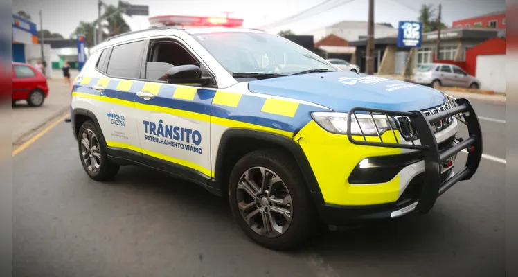 Equipe de Patrulhamento Viário realizou o Boletim de Ocorrência.