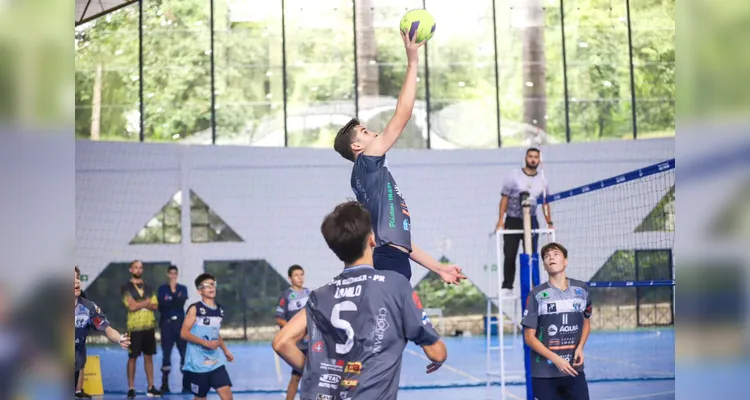 Associação Vila Velha de Voleibol se sagrou campeã da Taça Paraná 2024, no último sábado (9) |