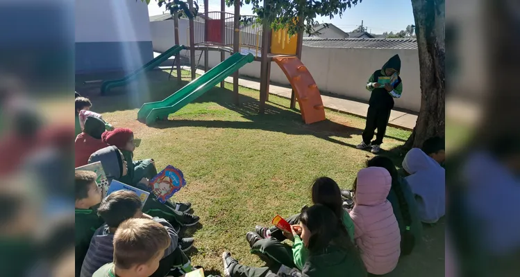 Confira os registros do amplo trabalho realizado pelos alunos dentro e fora da sala de aula.