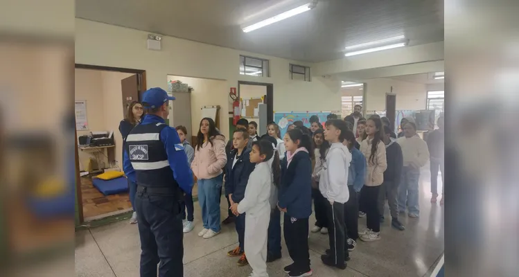 A organização de uma "blitz" da conscientização também fez parte das atividades.