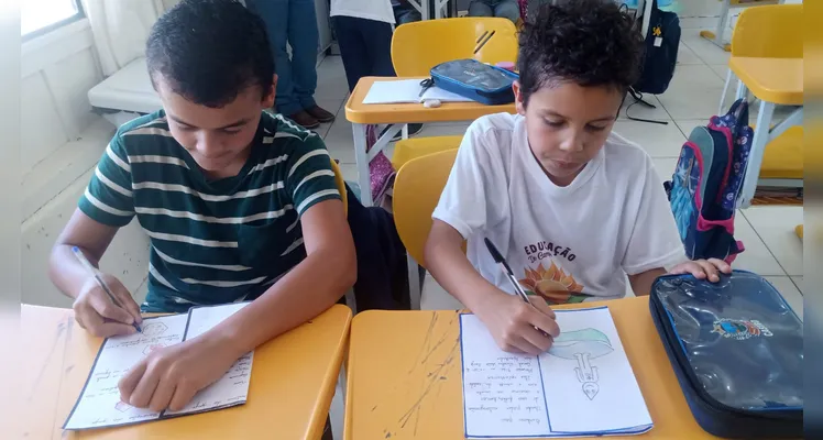 Trabalho ocorreu dentro e fora da sala de aula.