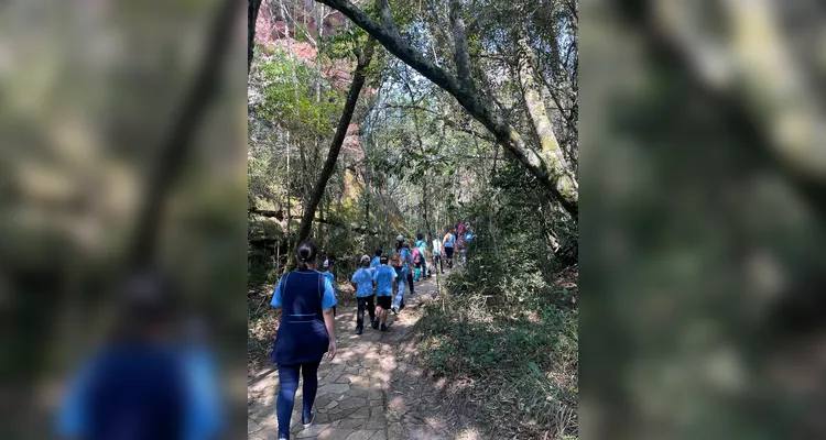 A dinâmica divertiu e encantou os alunos, uma vez que a maioria da classe não conhecia o parque.