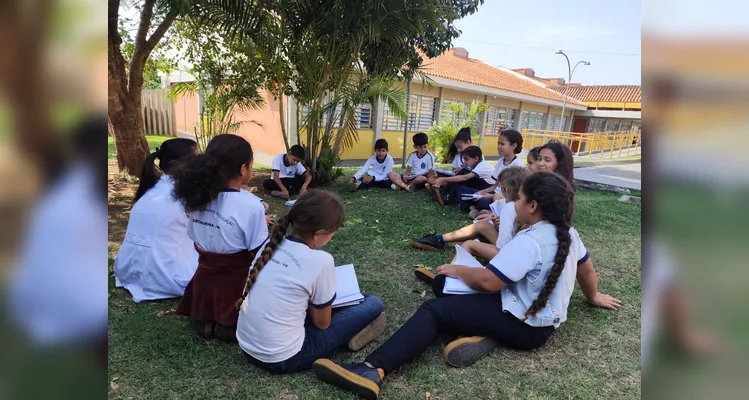 Educandos puderam desfrutar ao ar livro de suas leituras.