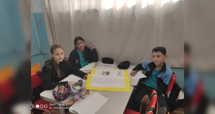 Os alunos realizaram diversas atividades, como pesquisas, uma conversa com uma convidada especial e a apresentação de todo o conteúdo aos pais e colegas da escola durante a realização de uma feira cultural.