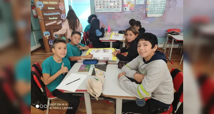 Os alunos realizaram diversas atividades, como pesquisas, uma conversa com uma convidada especial e a apresentação de todo o conteúdo aos pais e colegas da escola durante a realização de uma feira cultural.