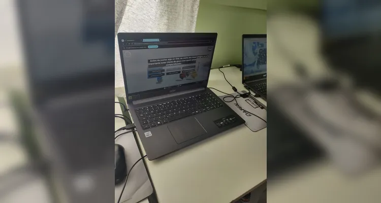 Tecnologia foi aliada dos educandos em sala de aula para trabalhar com os tópicos apresentados.