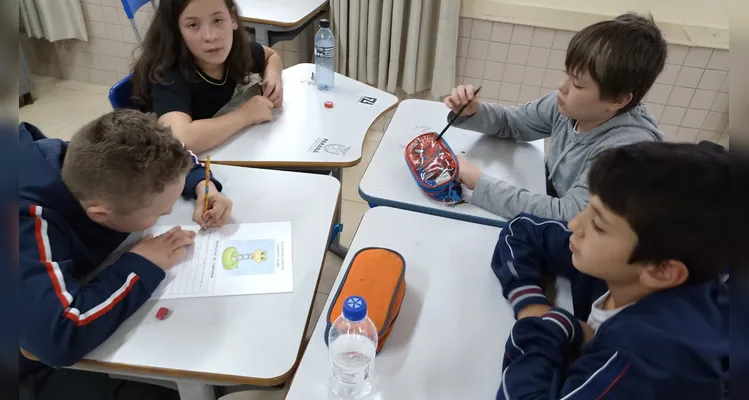 Veja os registros do amplo trabalho em sala de aula.