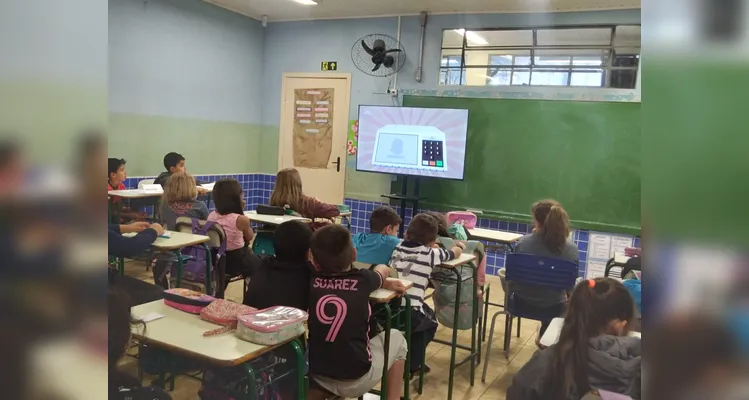 Confira a série de imagens que registram o amplo trabalho dos educandos.