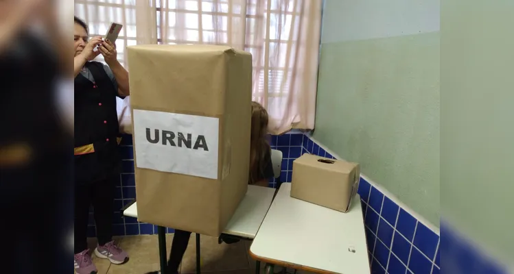 Confira a série de imagens que registram o amplo trabalho dos educandos.