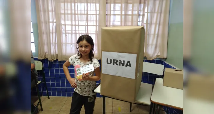 Confira a série de imagens que registram o amplo trabalho dos educandos.