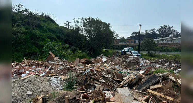 A empresa não apresentou autorização do órgão ambiental competente.