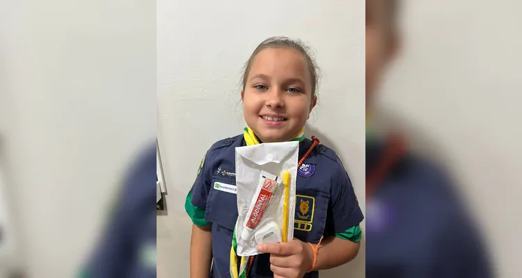 Após o acompanhamento com a dentista, todos os alunos receberam um kit para realizar os cuidados bucais necessários.