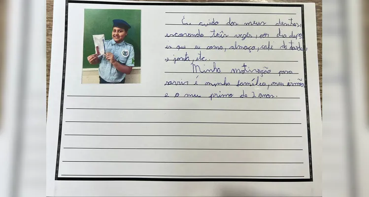 Após o acompanhamento com a dentista, todos os alunos receberam um kit para realizar os cuidados bucais necessários.