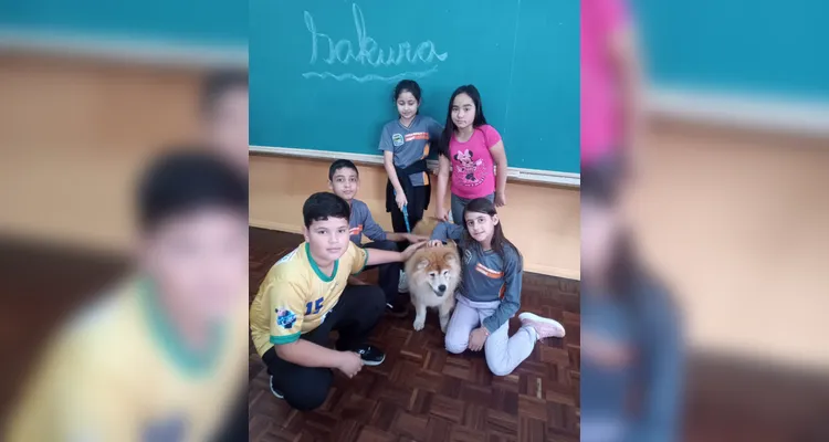 Confira os registros dos alunos com seus pets em sala e em casa.