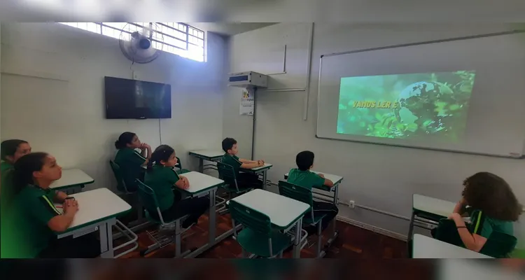 Confira os registros em sala e realizados pelos educandos sobre os tópicos ambientais.