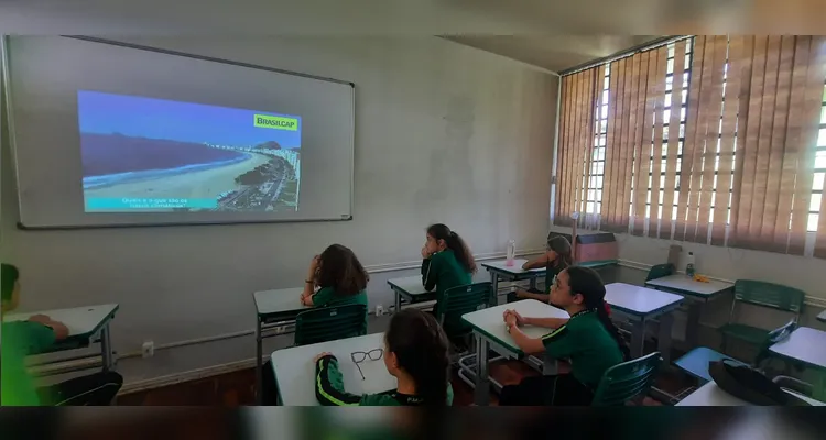 Confira os registros em sala e realizados pelos educandos sobre os tópicos ambientais.