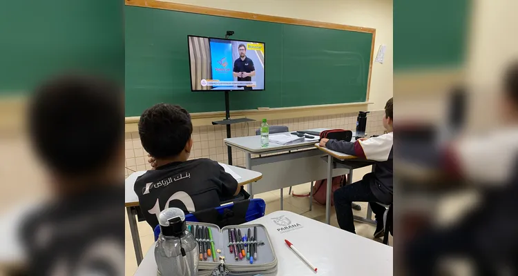 Confira os registros do trabalho ambiental em sala de aula.