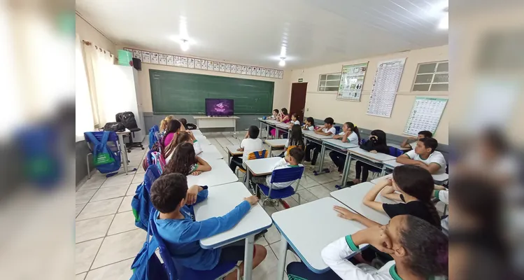 Educandos puderam assistir ao conteúdo e desenvolver ações práticas.