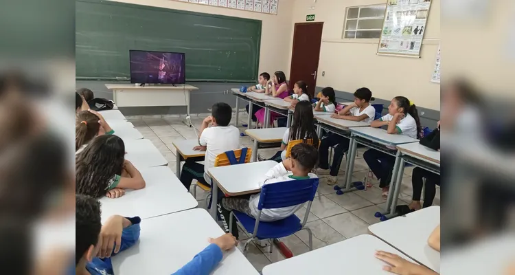 Educandos puderam assistir ao conteúdo e desenvolver ações práticas.