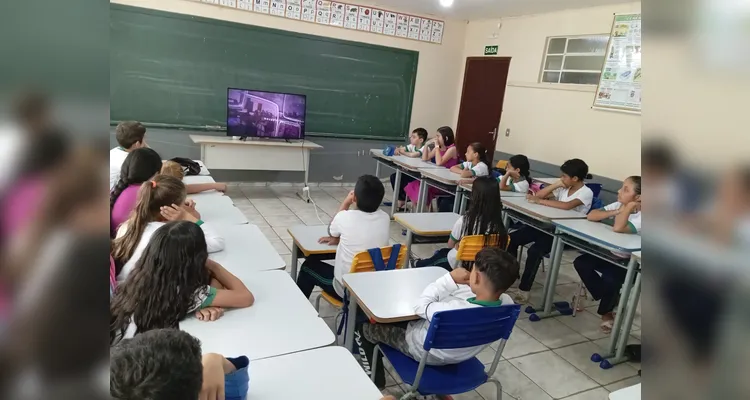 Educandos puderam assistir ao conteúdo e desenvolver ações práticas.