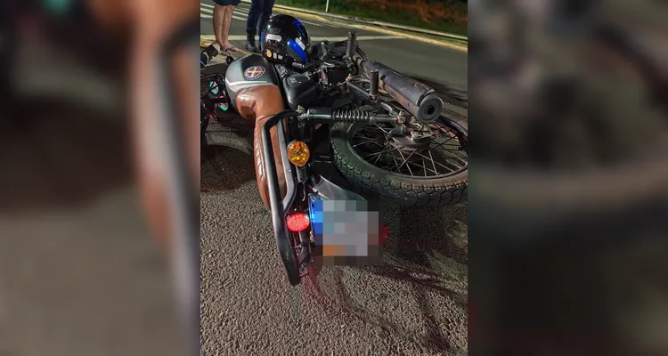 Carro e motocicleta colidem na rotatória do Santa Paula em PG