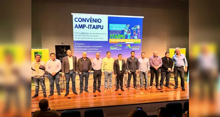 Prefeitos discutiram temas importantes da agenda municipalista, como a PEC 14, que corrige os valores repassados aos municípios dos programas federais.