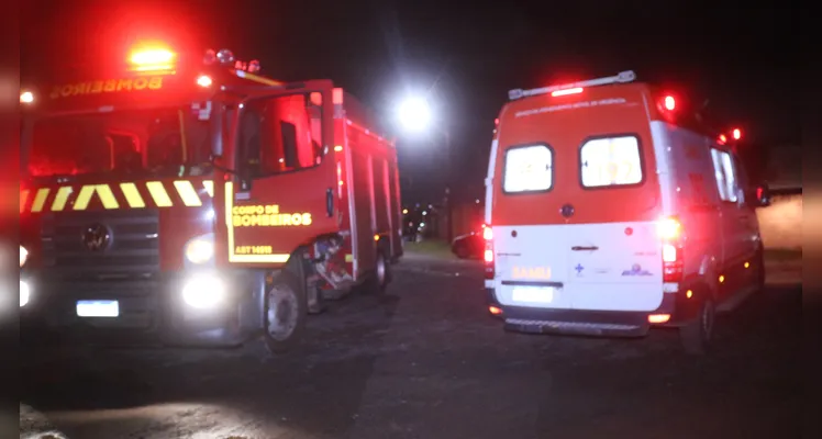 Trem tombou na região do bairro Neves, ao lado do residencial Lagoa Dourada